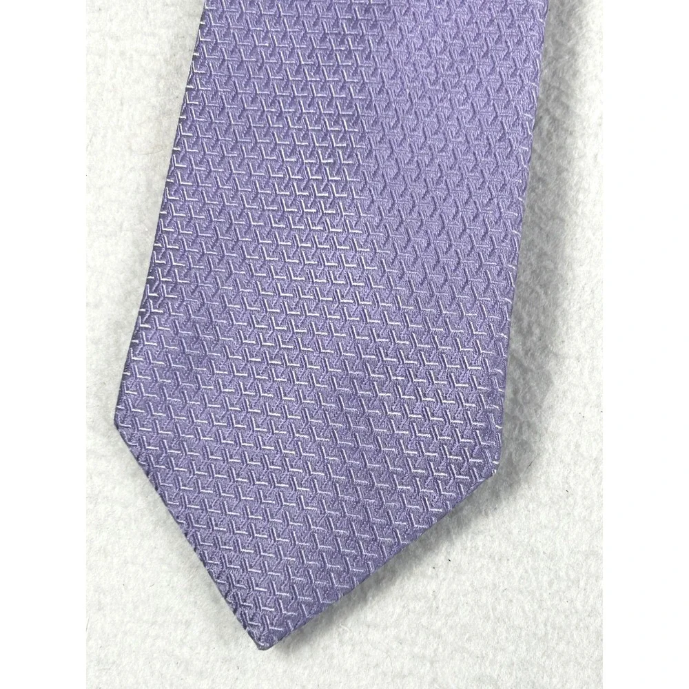 BCBG Attitude Necktie Mens OS Lavender Purple Geometric Silk Classic